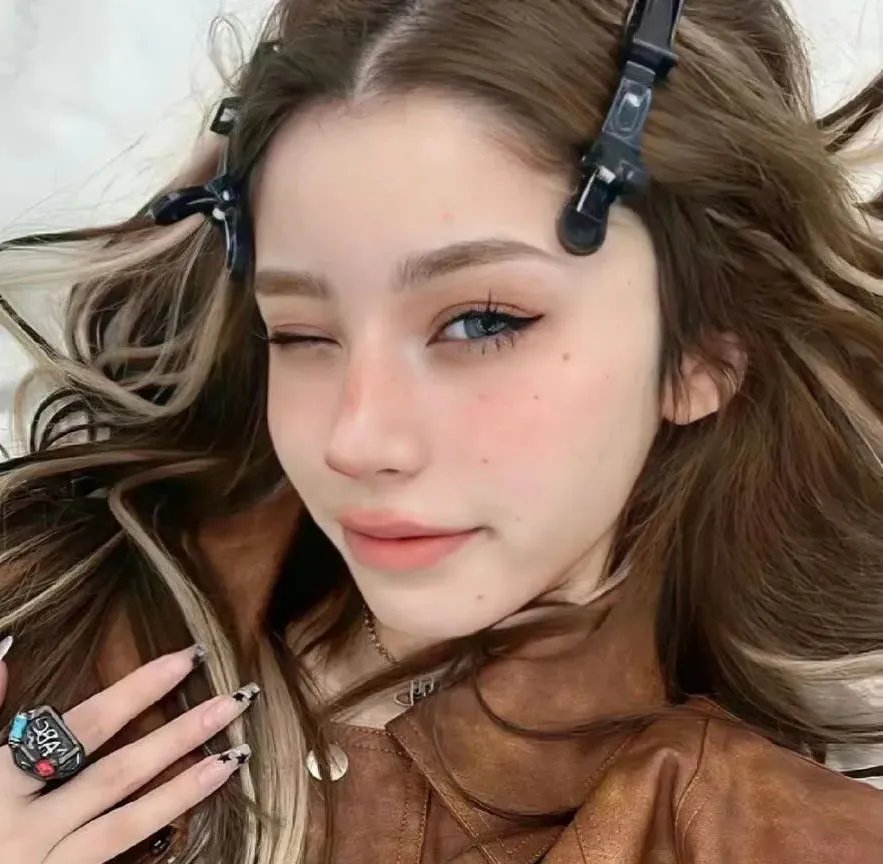 家有蛇仙美貌妻